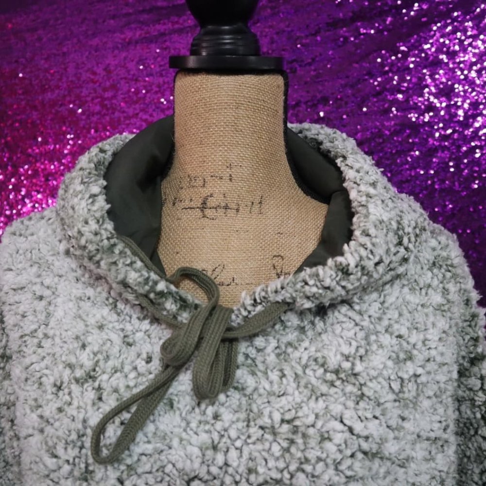 CROPPED FLEECE HOODIE Sz XS Green Sage Super Soft Cozy Boho Soft Grunge - Picture 4 of 7